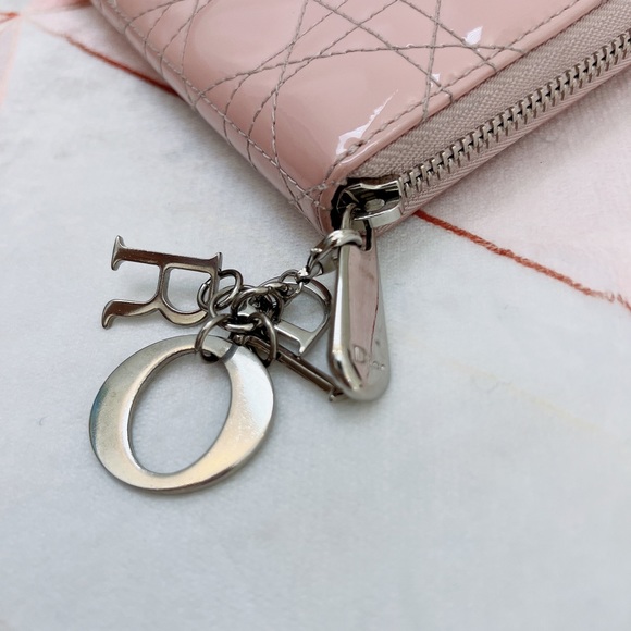 Dior Patent Wallet - Picture 6 of 14